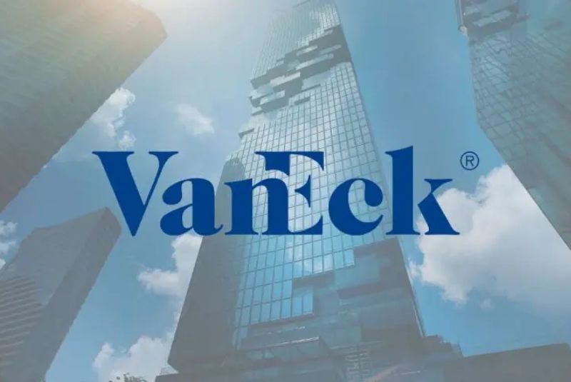 So sánh quỹ ETF XTB với quỹ VanEck Vectors Vietnam ETF 